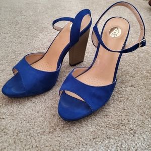 Women Italian Sandals size 9